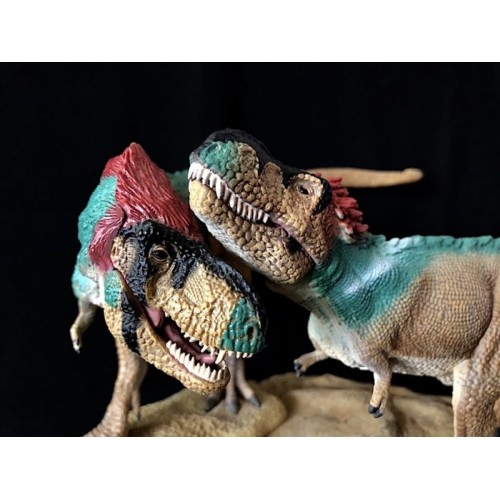 Tyrannosaurus Rex com penas - escala 1:40